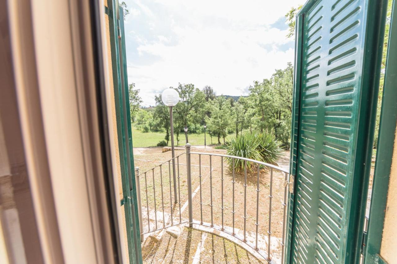 Apartamentos Rurales El Colvillo ตริโย ภายนอก รูปภาพ