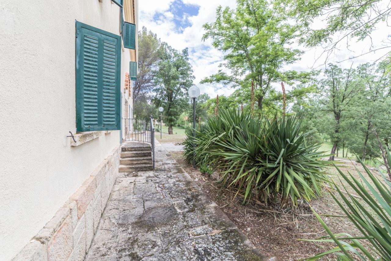 Apartamentos Rurales El Colvillo ตริโย ภายนอก รูปภาพ
